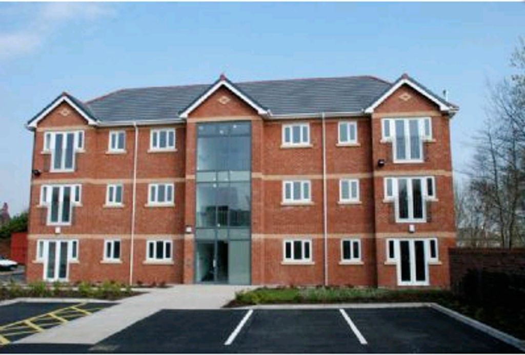 Property photo 1 of 8 External