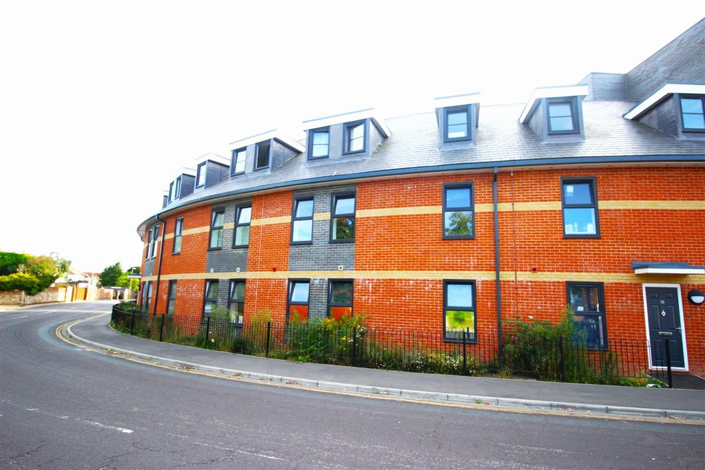 Property photo 1 of 8 Img_2374.Jpg