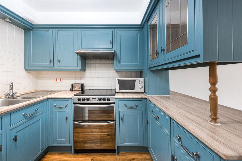 Property photo 2 of 10 Picture No. 06