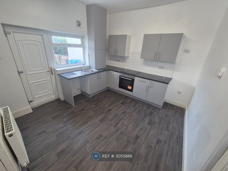 Property photo 1 of 12 Kitchen Diner