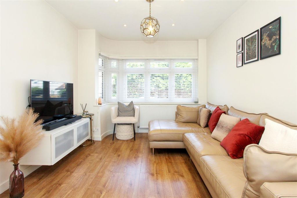 Property photo 3 of 15 Living Room