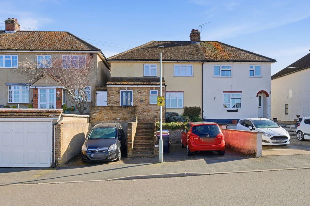 Property photo 1 of 21