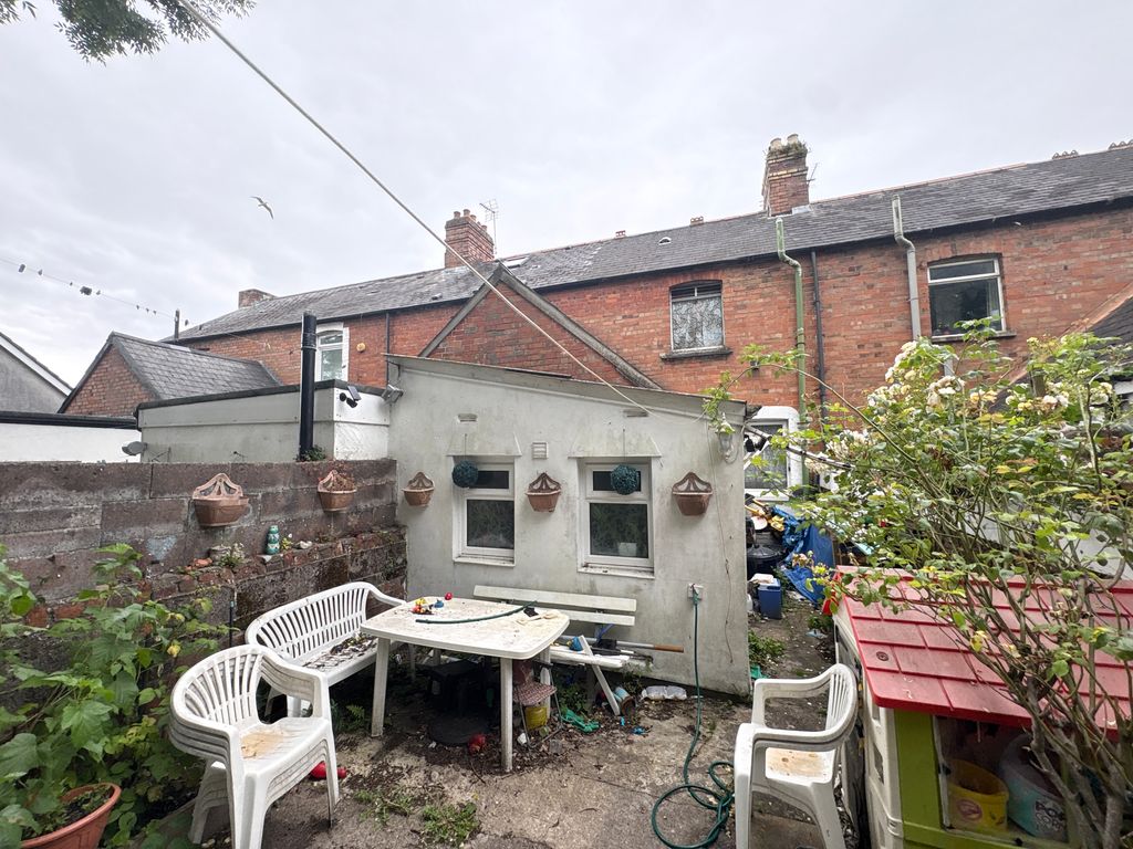 Property photo 2 of 3