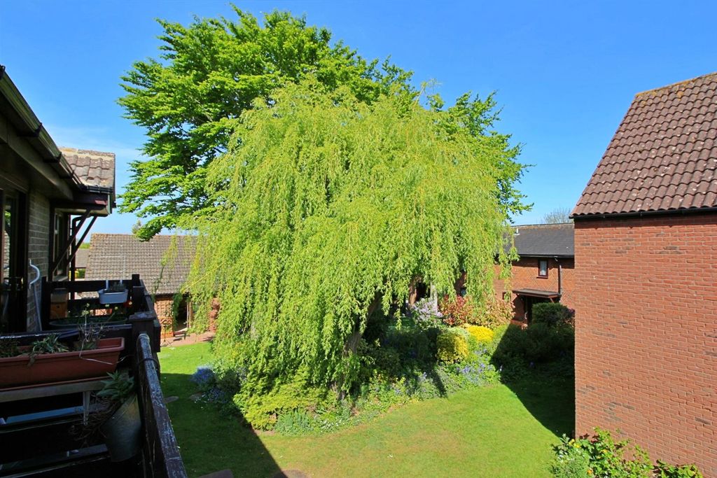 Additional image 5 of 2 bed flat for saleThe Limes, London Road, Halesworth IP19