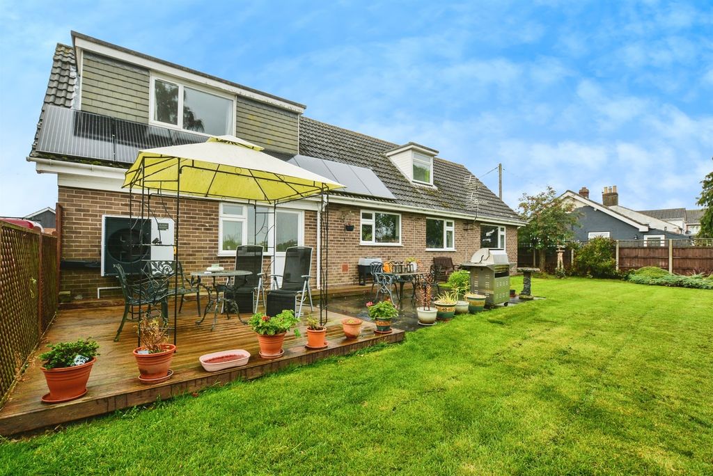 Property photo 3 of 15