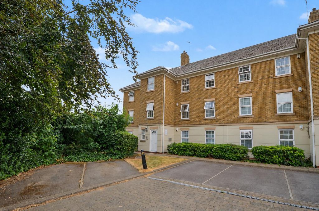Property photo 1 of 12