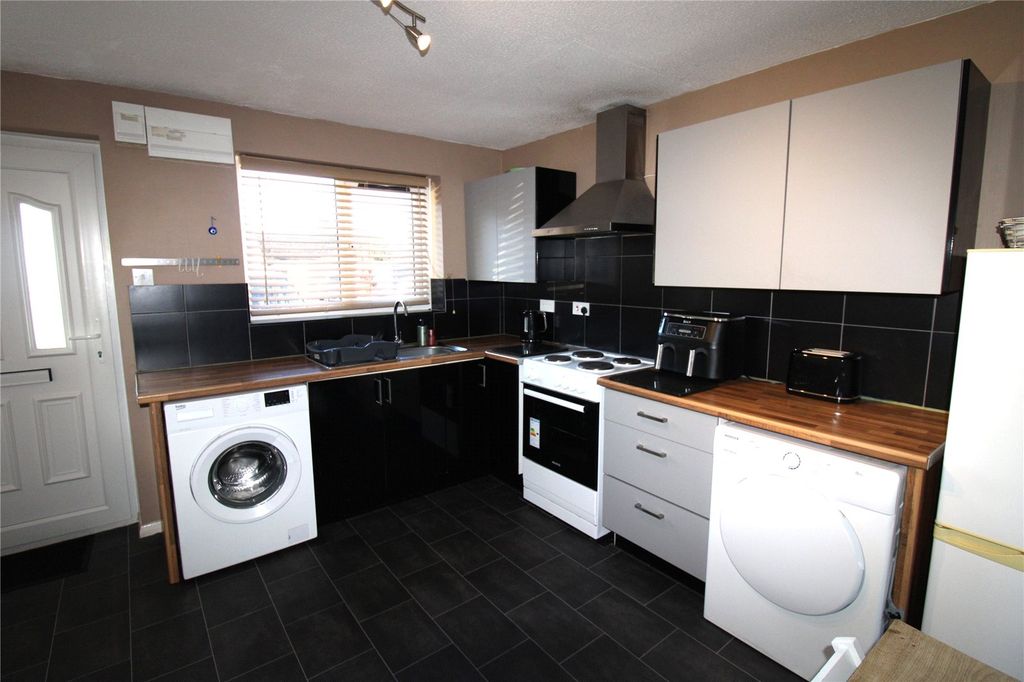 Property photo 3 of 9 Picture No. 07