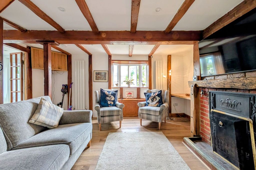 Property photo 2 of 12