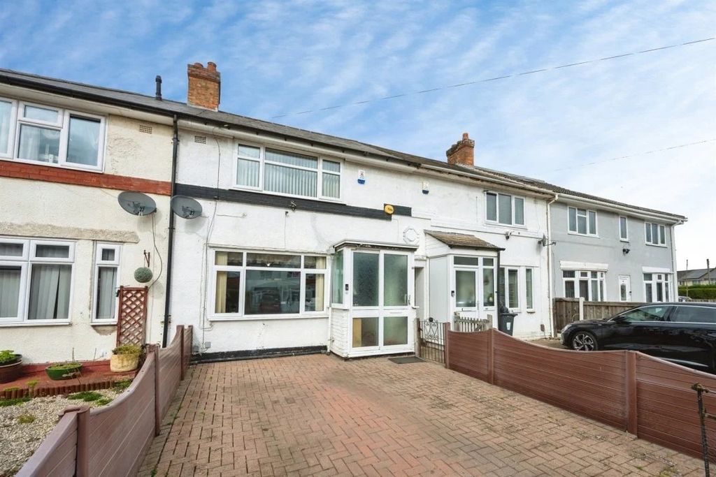 Property photo 2 of 19