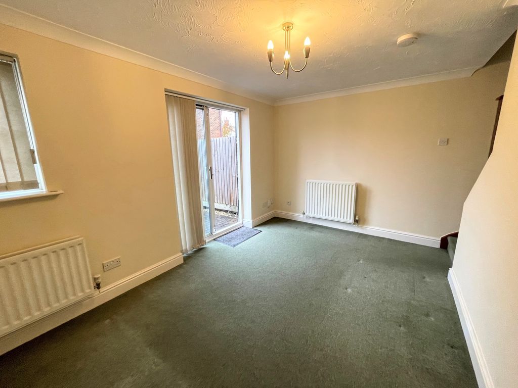 Property photo 2 of 8 Photo 5