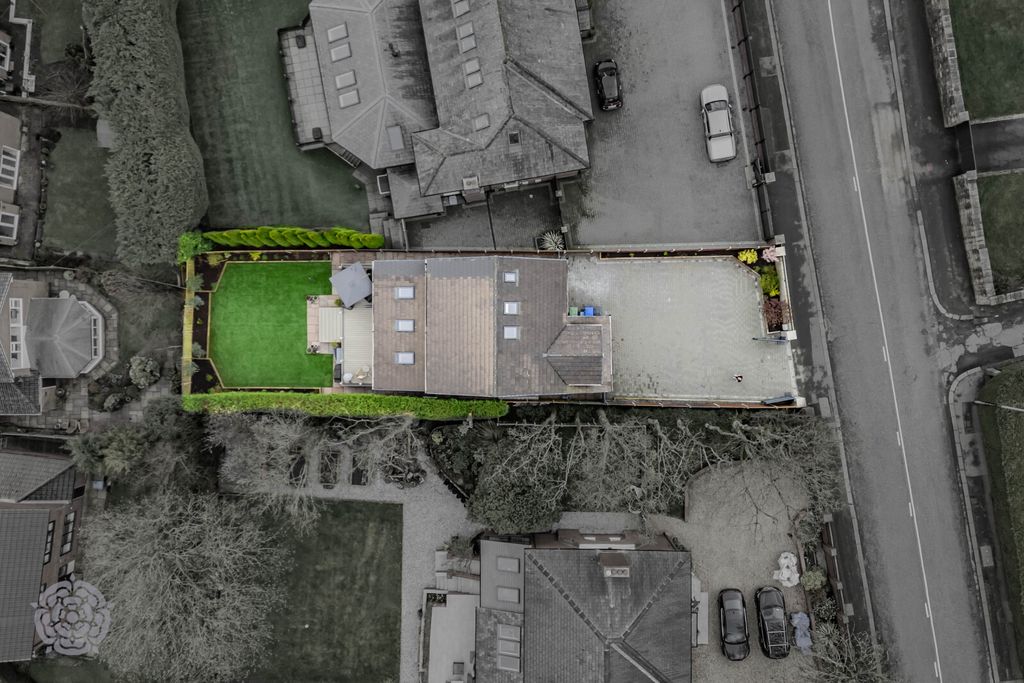 Property photo 2 of 36 Picture No. 40