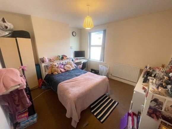 Property photo 1 of 8 9364203.Jpg