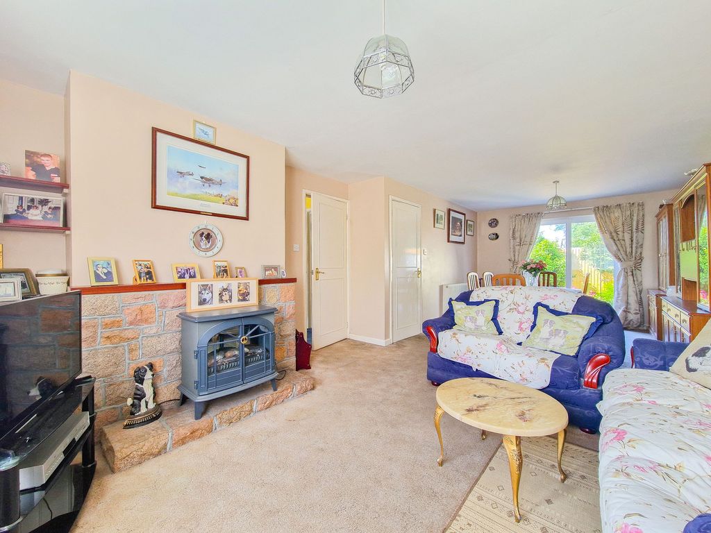 Property photo 2 of 22