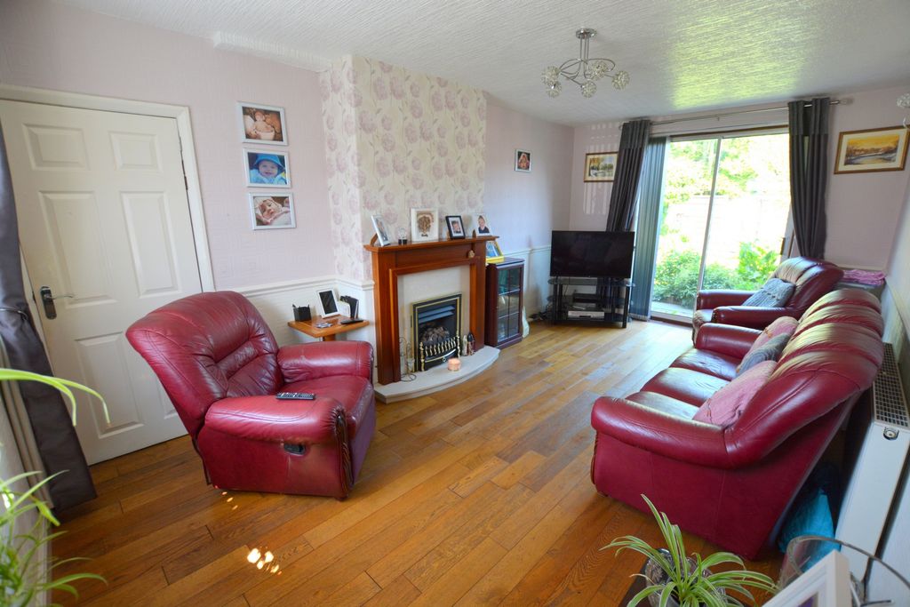 Property photo 2 of 16 Photo 16