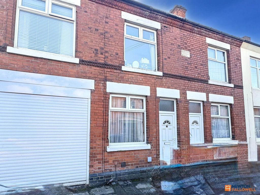 Property photo 1 of 18