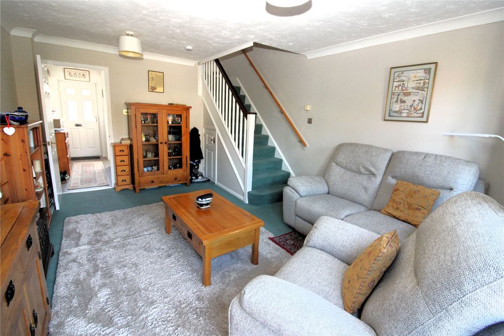 Property photo 2 of 16 Picture No. 11