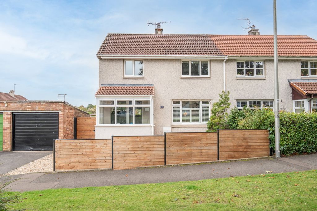 Property photo 1 of 27