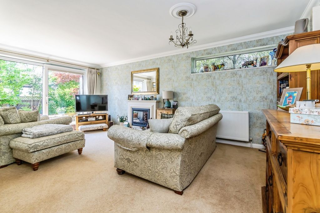Property photo 3 of 26 Pbox-Img.Jpg