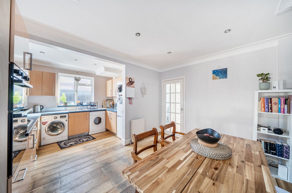 Property photo 3 of 12 1503357-16-6A7B1A...