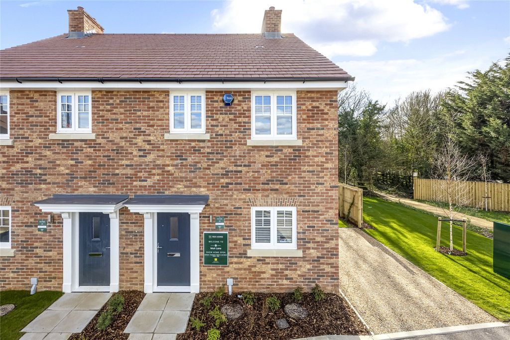 Property photo 2 of 16 Front Of House