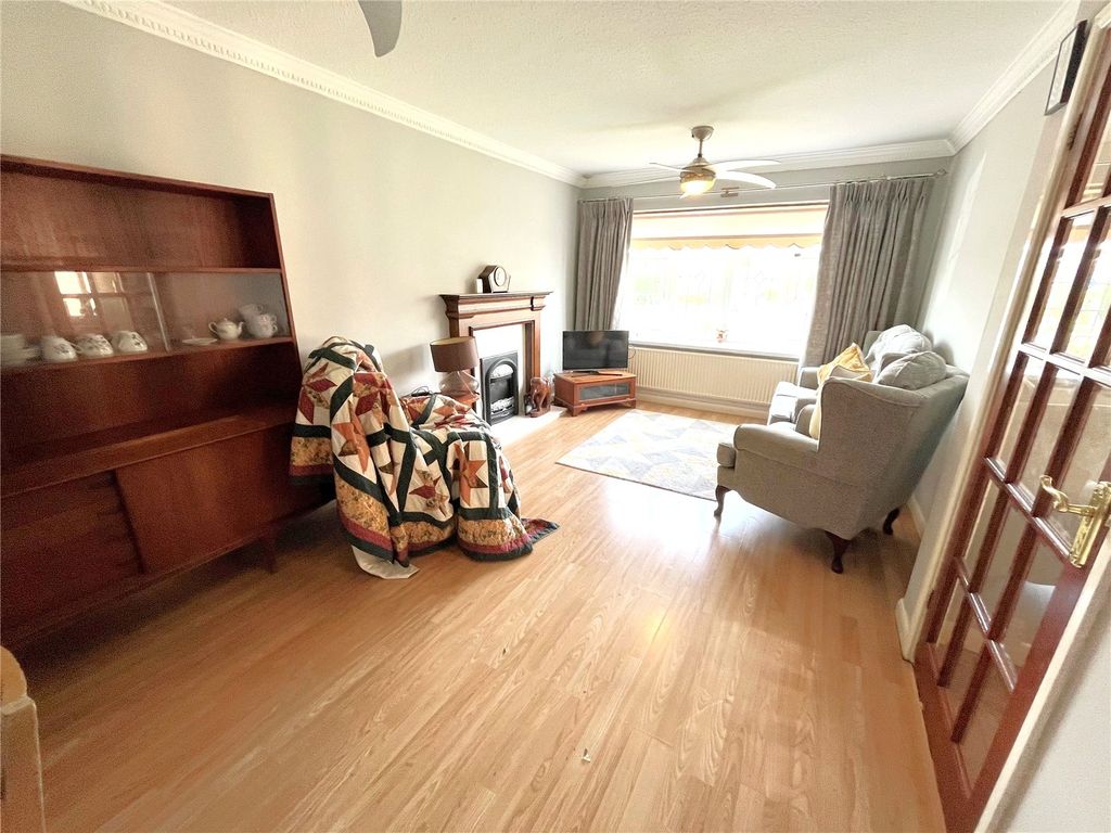 Property photo 2 of 9 Picture No. 03