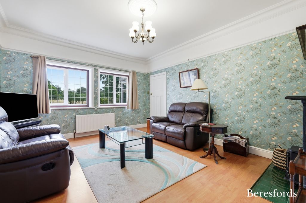 Property photo 3 of 22 Picture No. 08