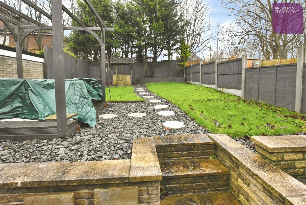 Property photo 2 of 16 Pbox-Img.Jpg