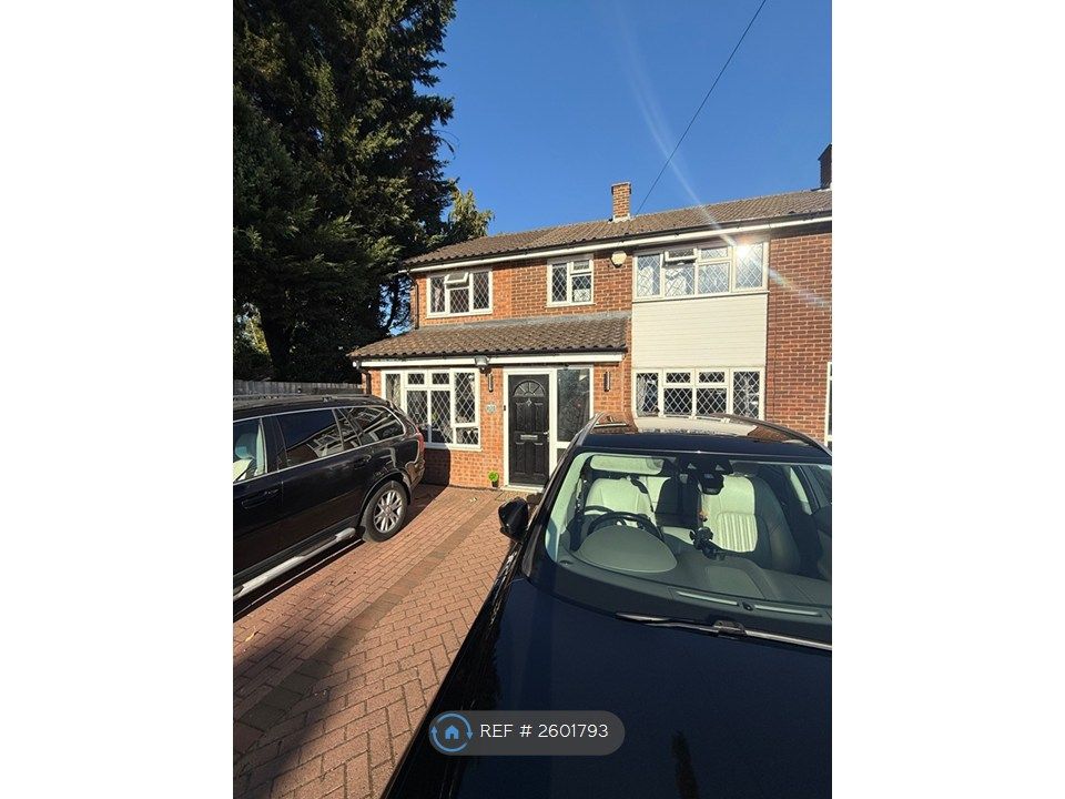 Property photo 2 of 34