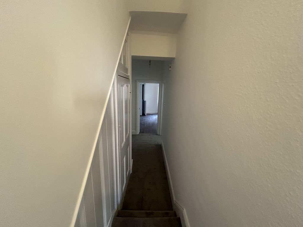 Property photo 2 of 13 Photo 7