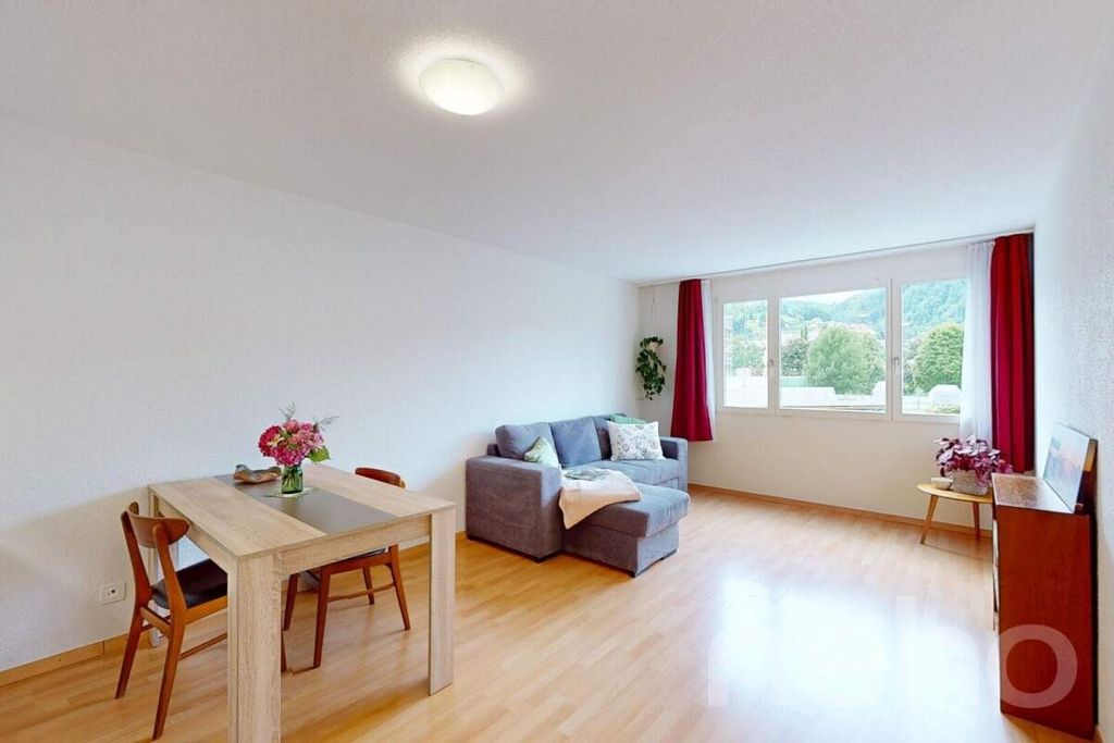 Property photo 2 of 11