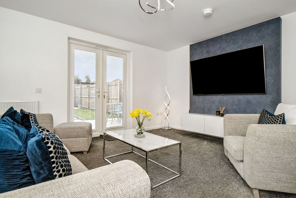 Property photo 3 of 12 Property Image 3