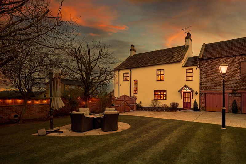 Property photo 1 of 51 Photo 42