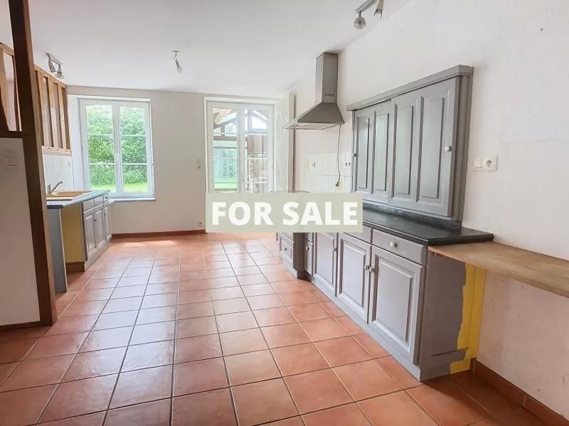 Property photo 3 of 11