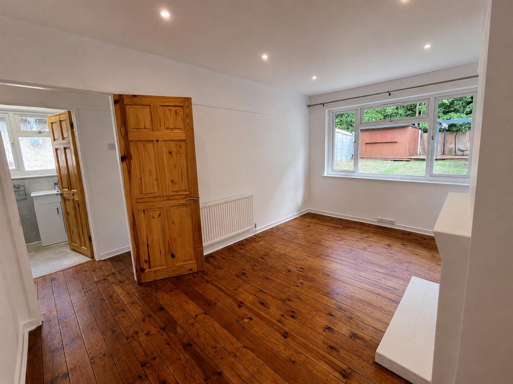 Property photo 3 of 15 3.Png
