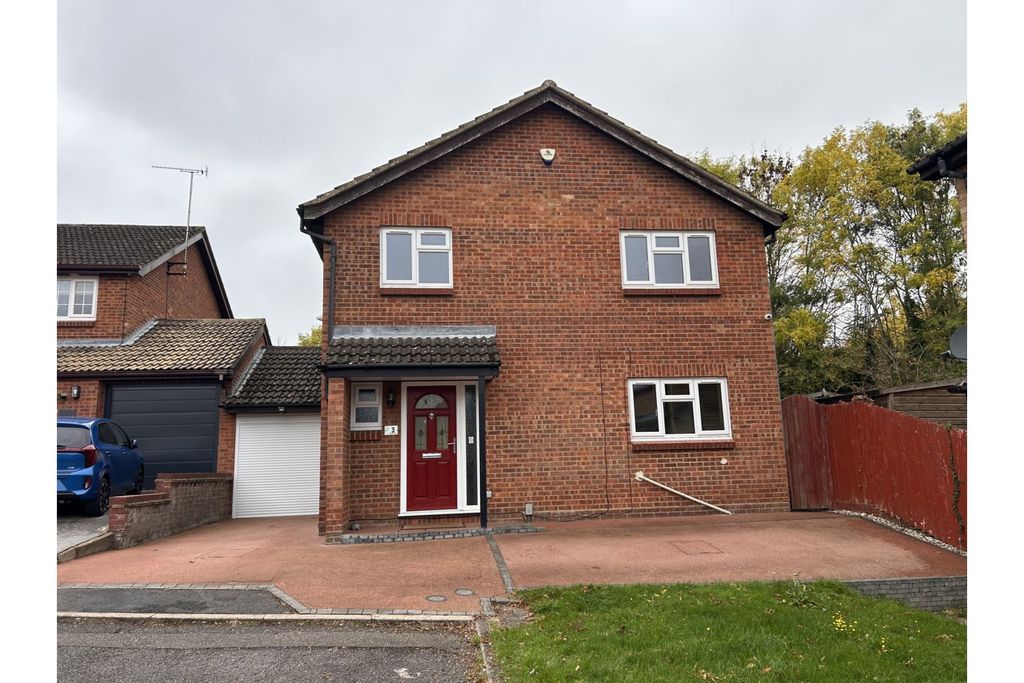 Property photo 1 of 21