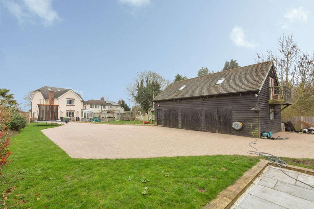 Property photo 1 of 26 Pbox-Img.Jpg