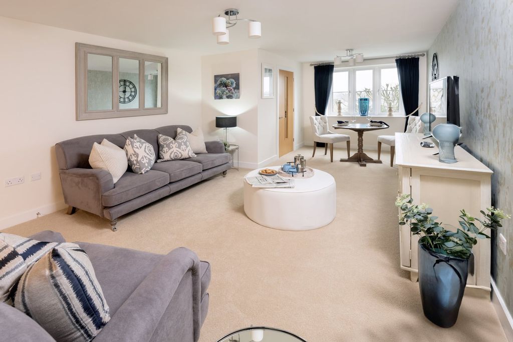 Property photo 1 of 9