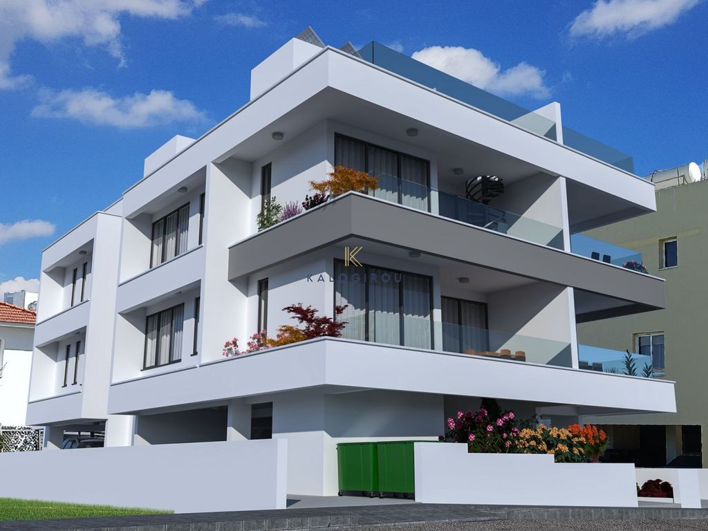 Property photo 1 of 13