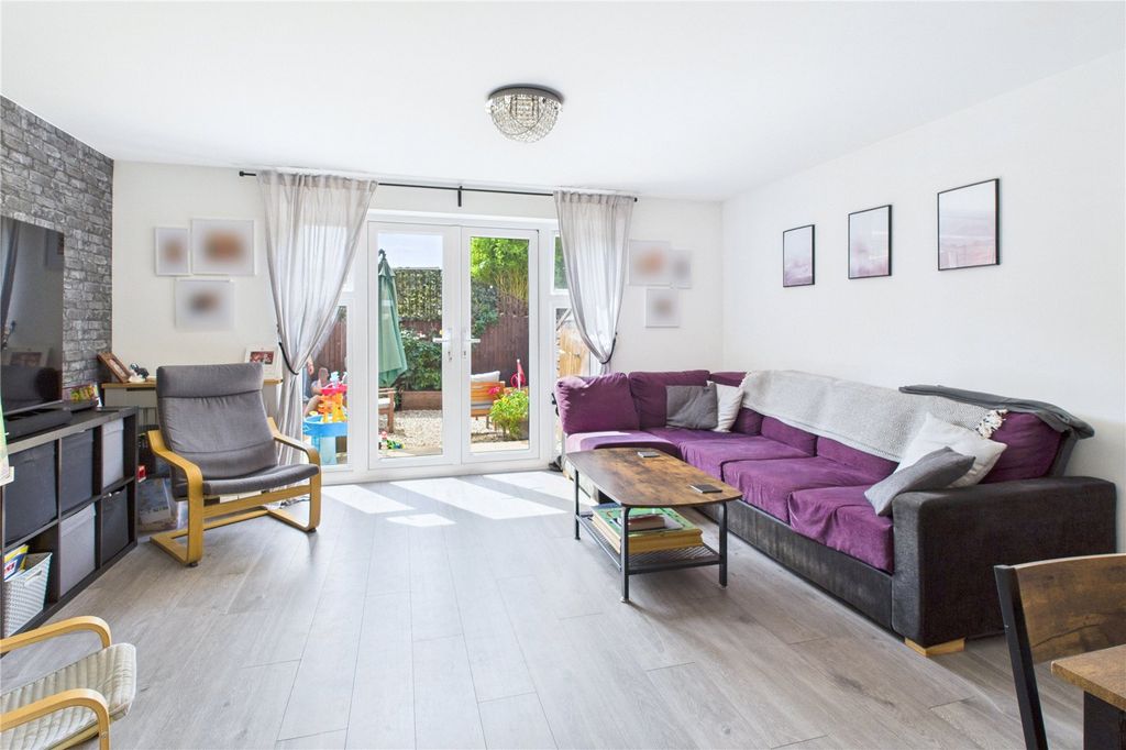 Property photo 3 of 10 Picture No. 08