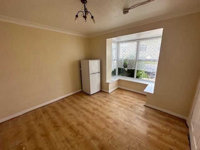 Property photo 3 of 12 Gallery