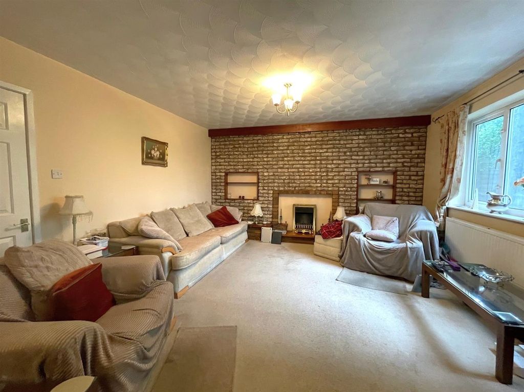 Property photo 2 of 24 B.Jpg