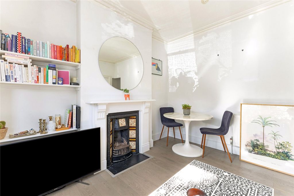 Property photo 2 of 10 Picture No. 08