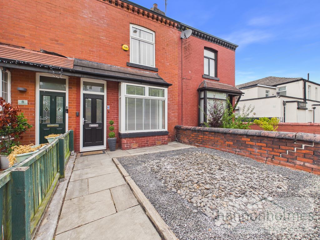 Property photo 1 of 17 Cam05283G0-Pr0211-Still017