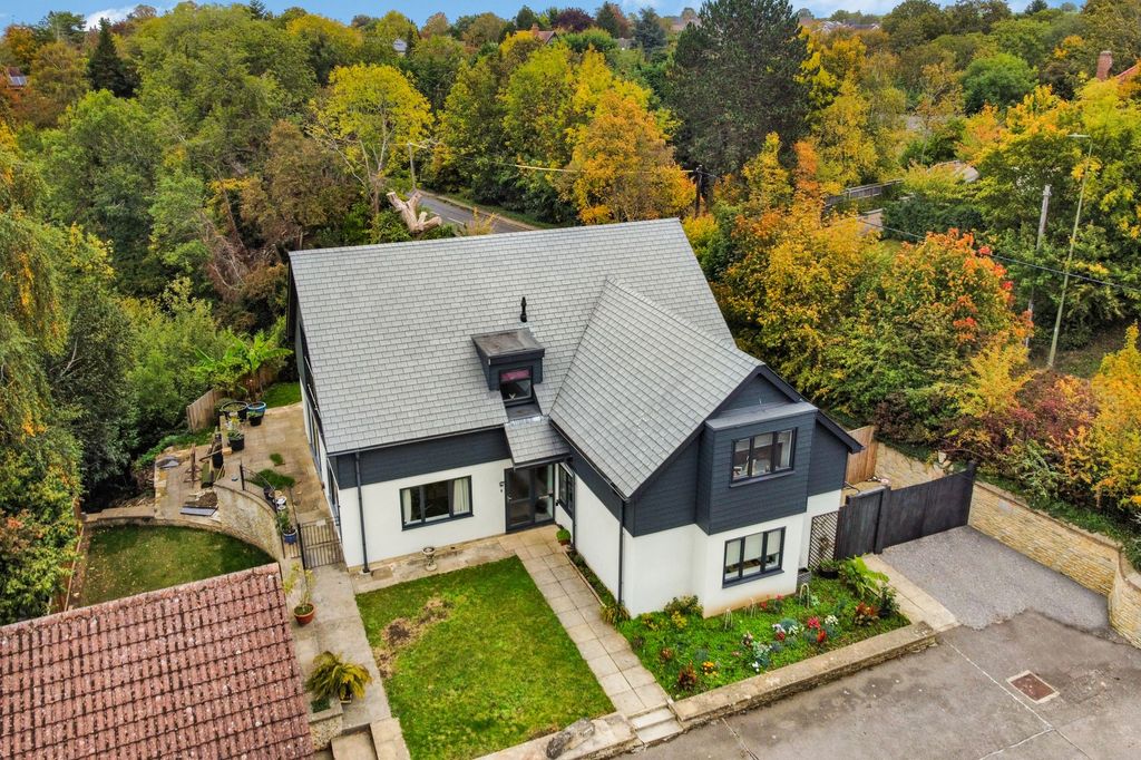 Property photo 1 of 36