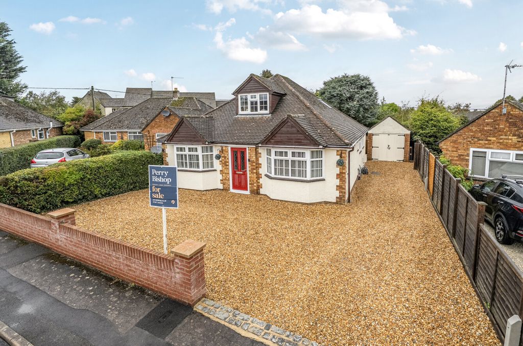 Property photo 2 of 17 Front & Parking