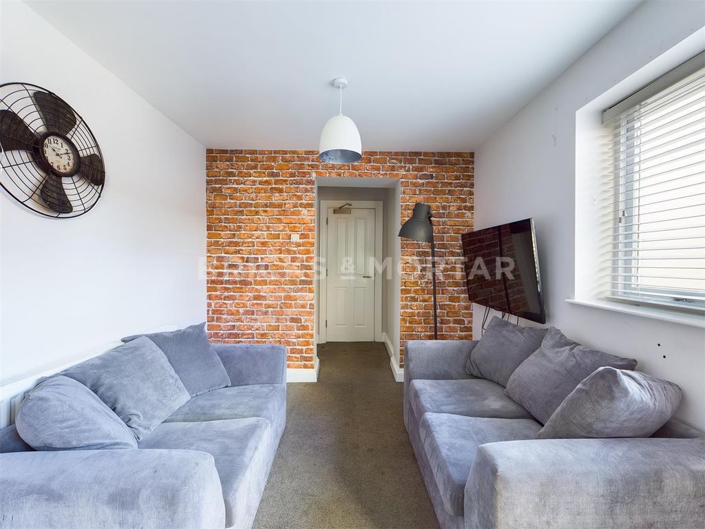 Property photo 2 of 14 R5Q0Gd9Ulegqfwvuenchhw.Jpg