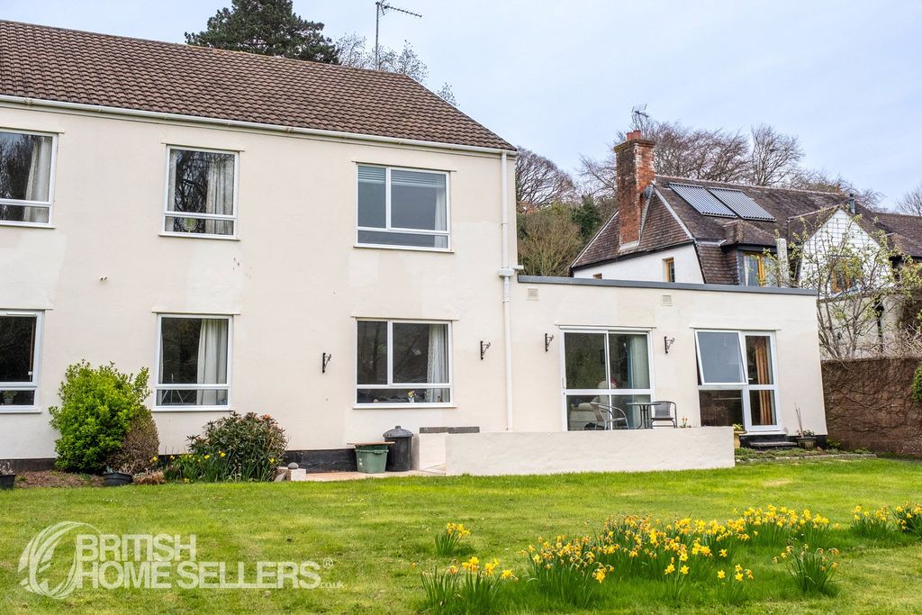 Property photo 2 of 12 Picture No. 13