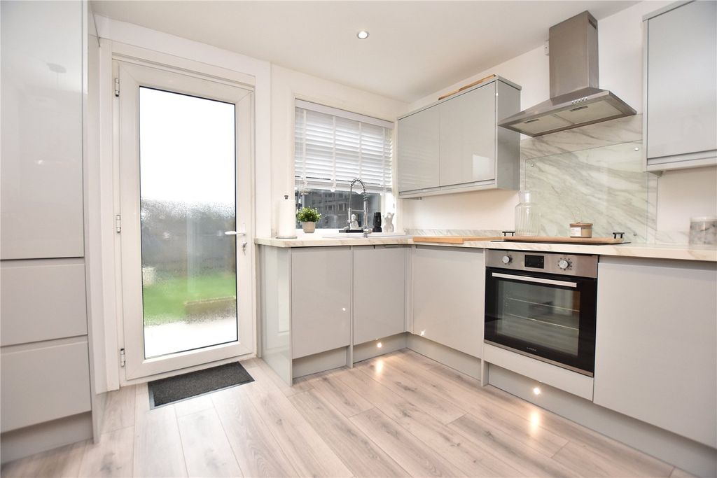 Property photo 3 of 16 Picture No. 09