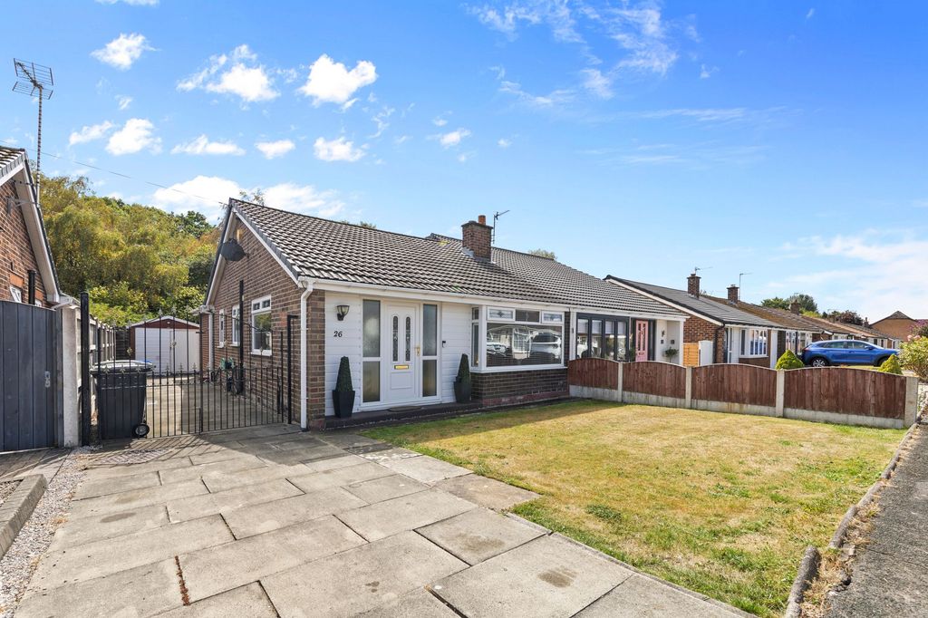 Property photo 1 of 28
