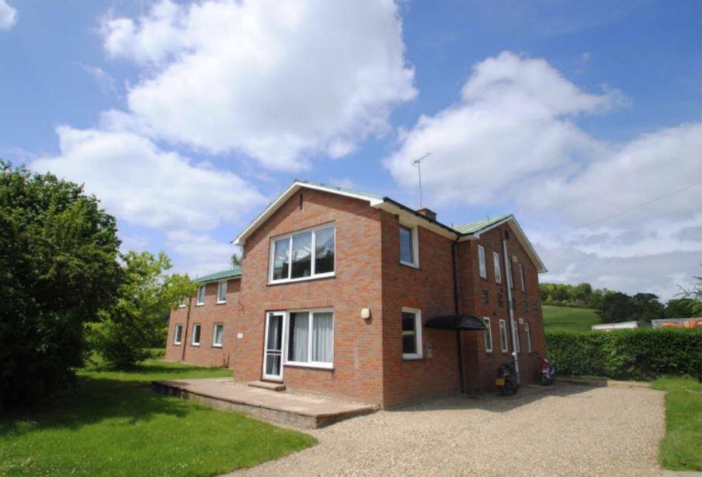 Property photo 1 of 1 Field House.Png